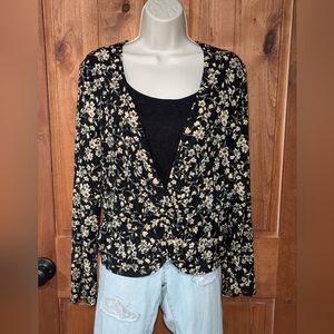 Briggs New York Black and Cream Floral Top